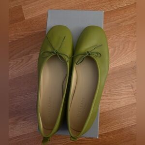 Everlane Moss Green Ballet Flats Size 7